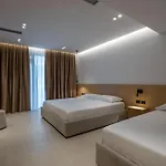 Austin Boutique * Sarandë