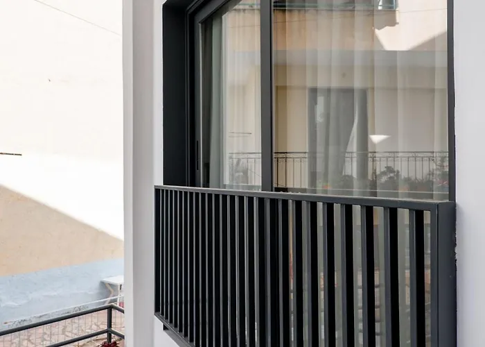 Austin Boutique Saranda